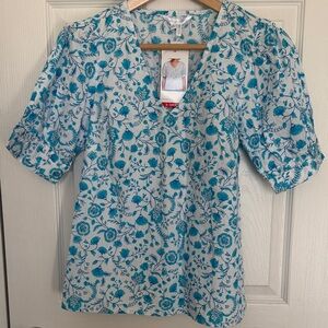 Draper James Blue and White Floral Blouse | Size XSMALL